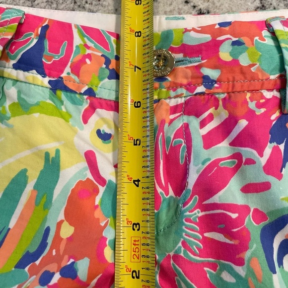 Lilly Pulitzer Floral Tropical The Callahan Shorts Women’s Sz 4 Mid Rise Cotton - Picture 5 of 10